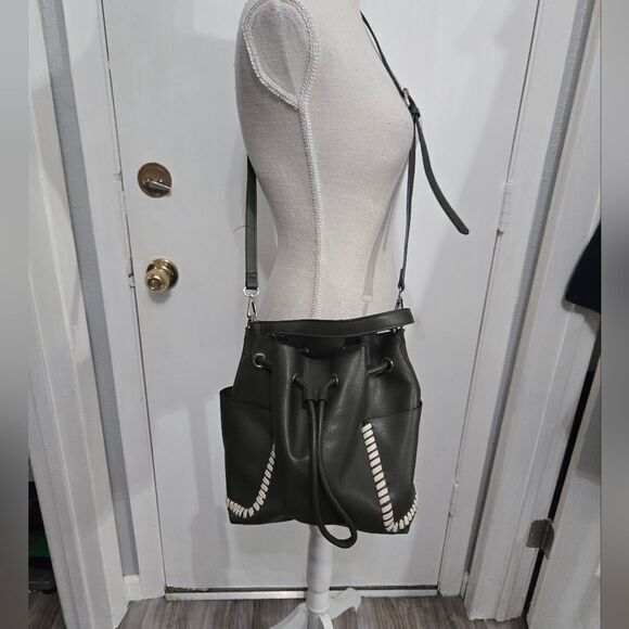 Zara Basic Green Bucket Bag Faux Leather - Picture 16 of 16